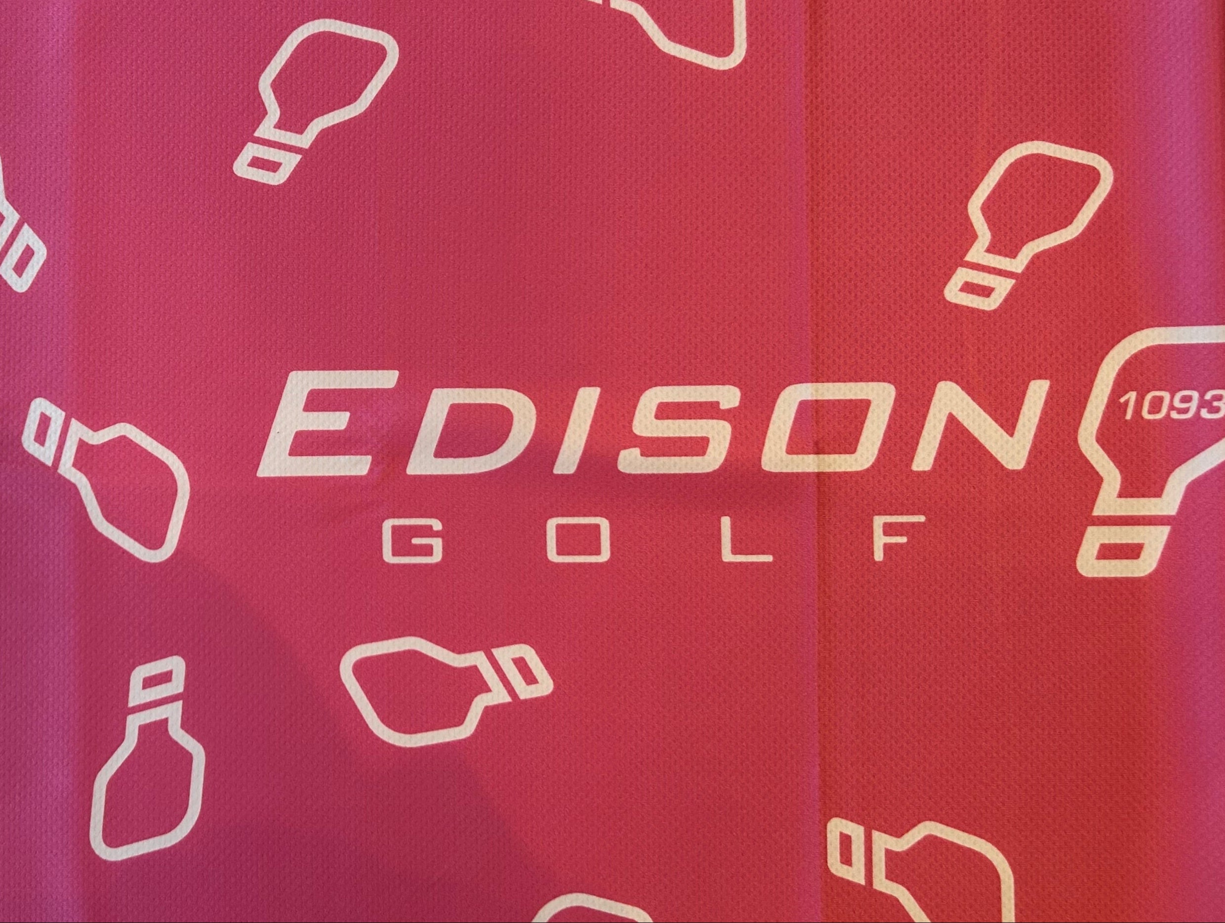 Edison Golf Cooling Towel - The Ice by Devant